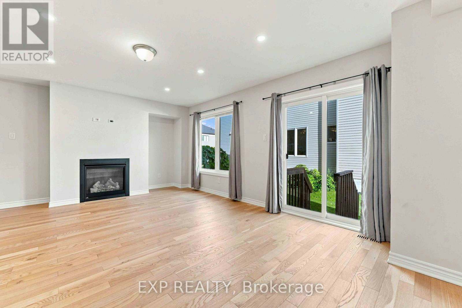 608 Parade Drive, Ottawa, ON, K2S 0Y5 - 14