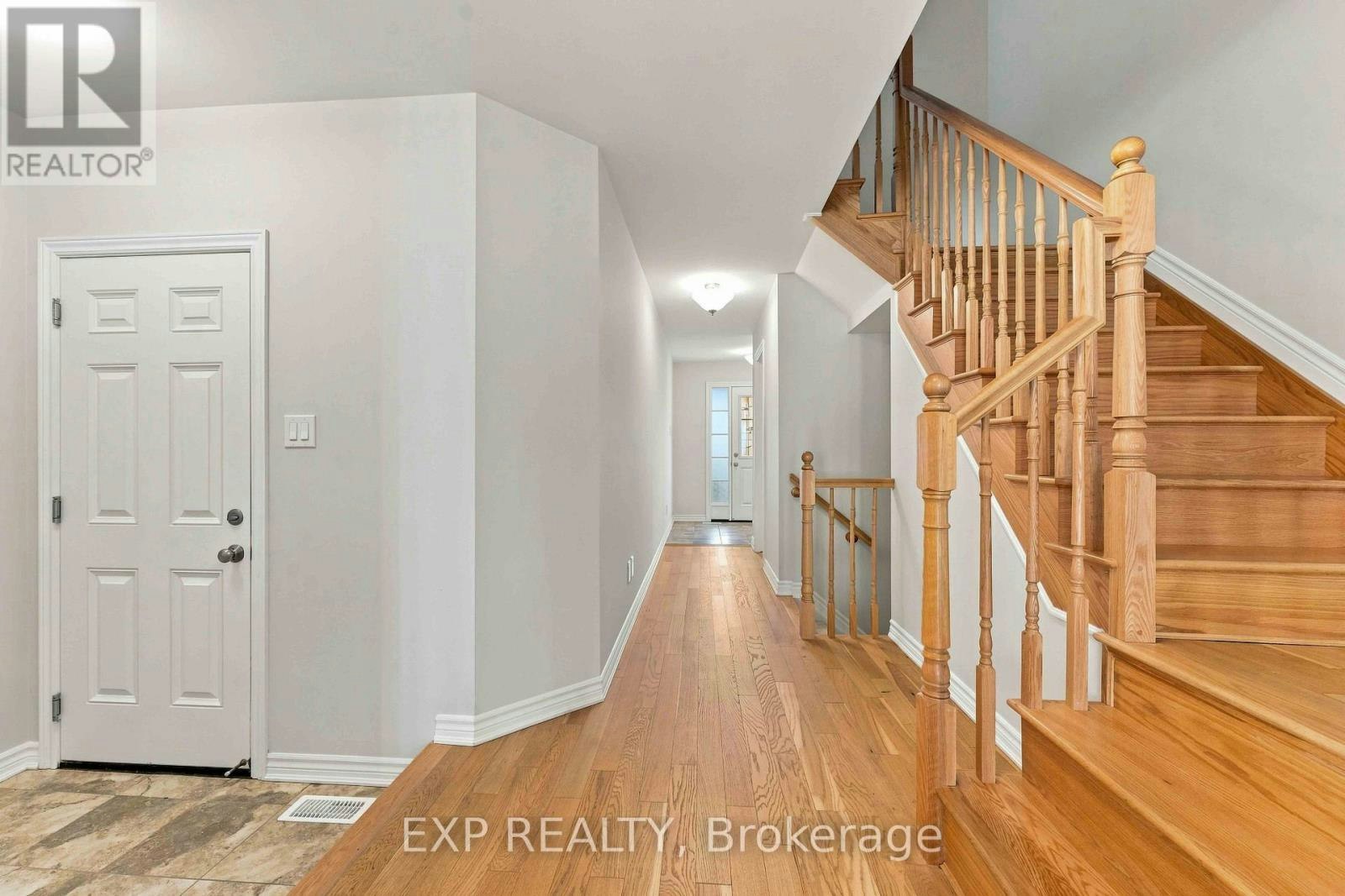 608 Parade Drive, Ottawa, ON, K2S 0Y5 - 6