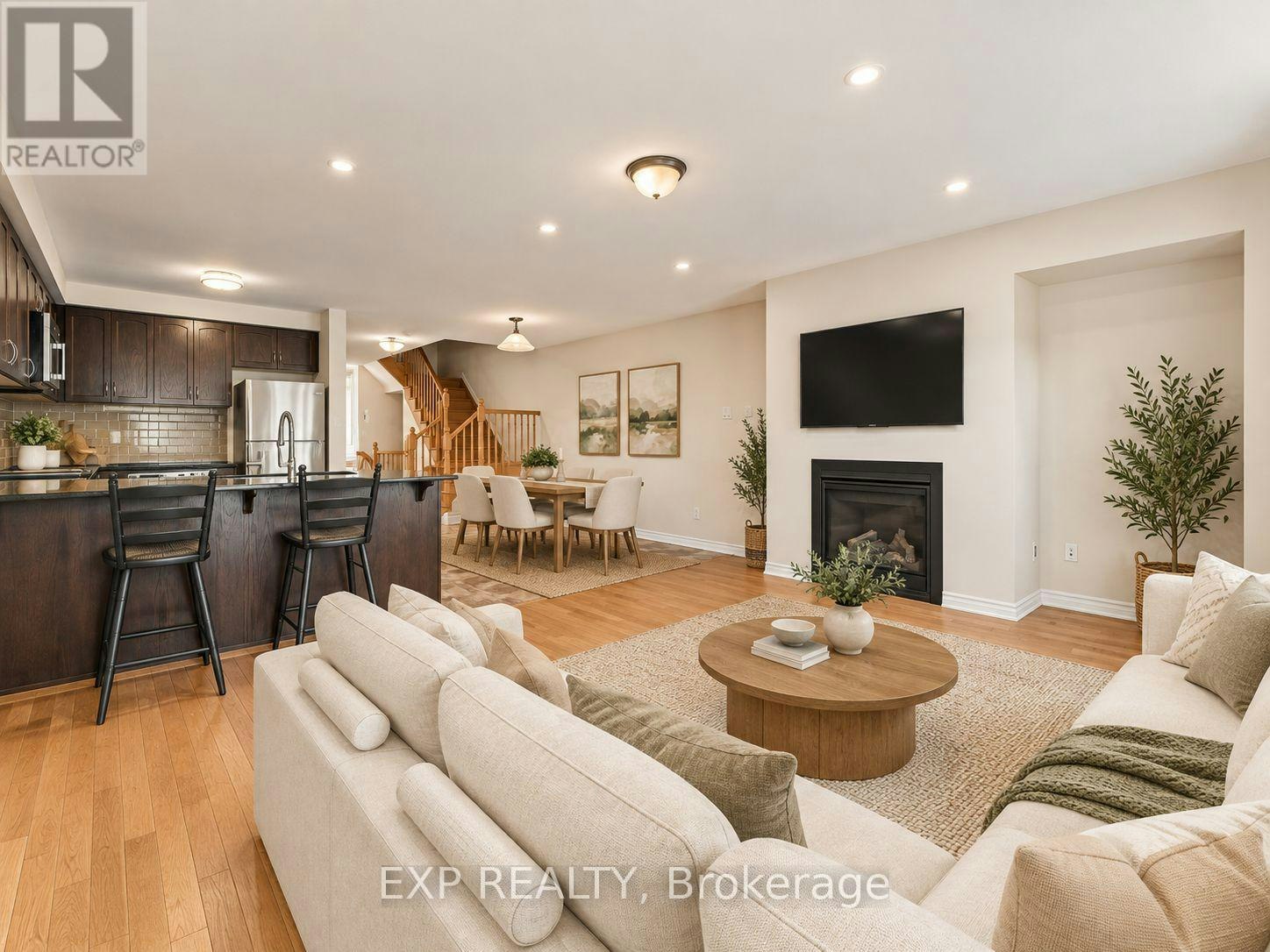 608 Parade Drive, Ottawa, ON, K2S 0Y5 - 5