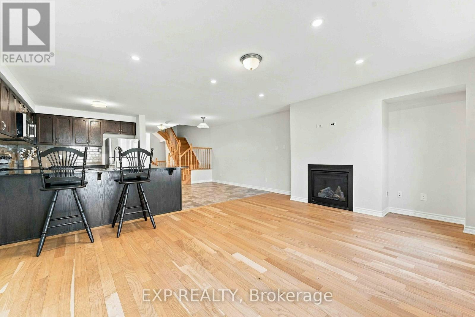 608 Parade Drive, Ottawa, ON, K2S 0Y5 - 10