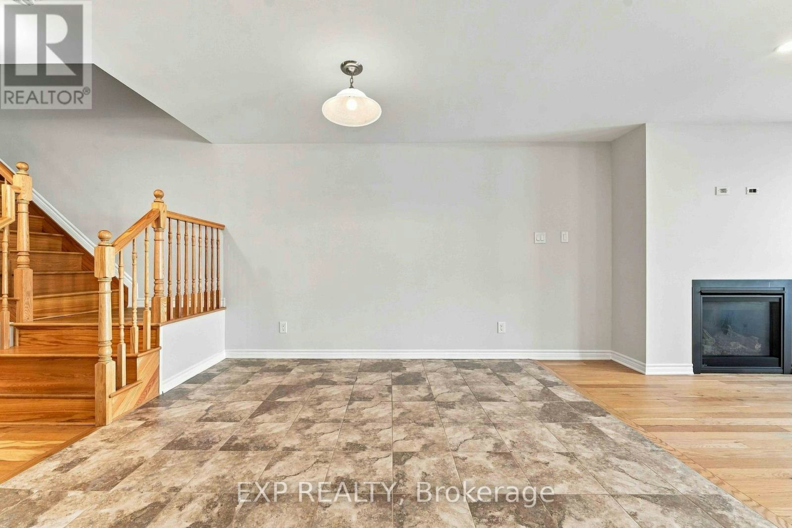 608 Parade Drive, Ottawa, ON, K2S 0Y5 - 12