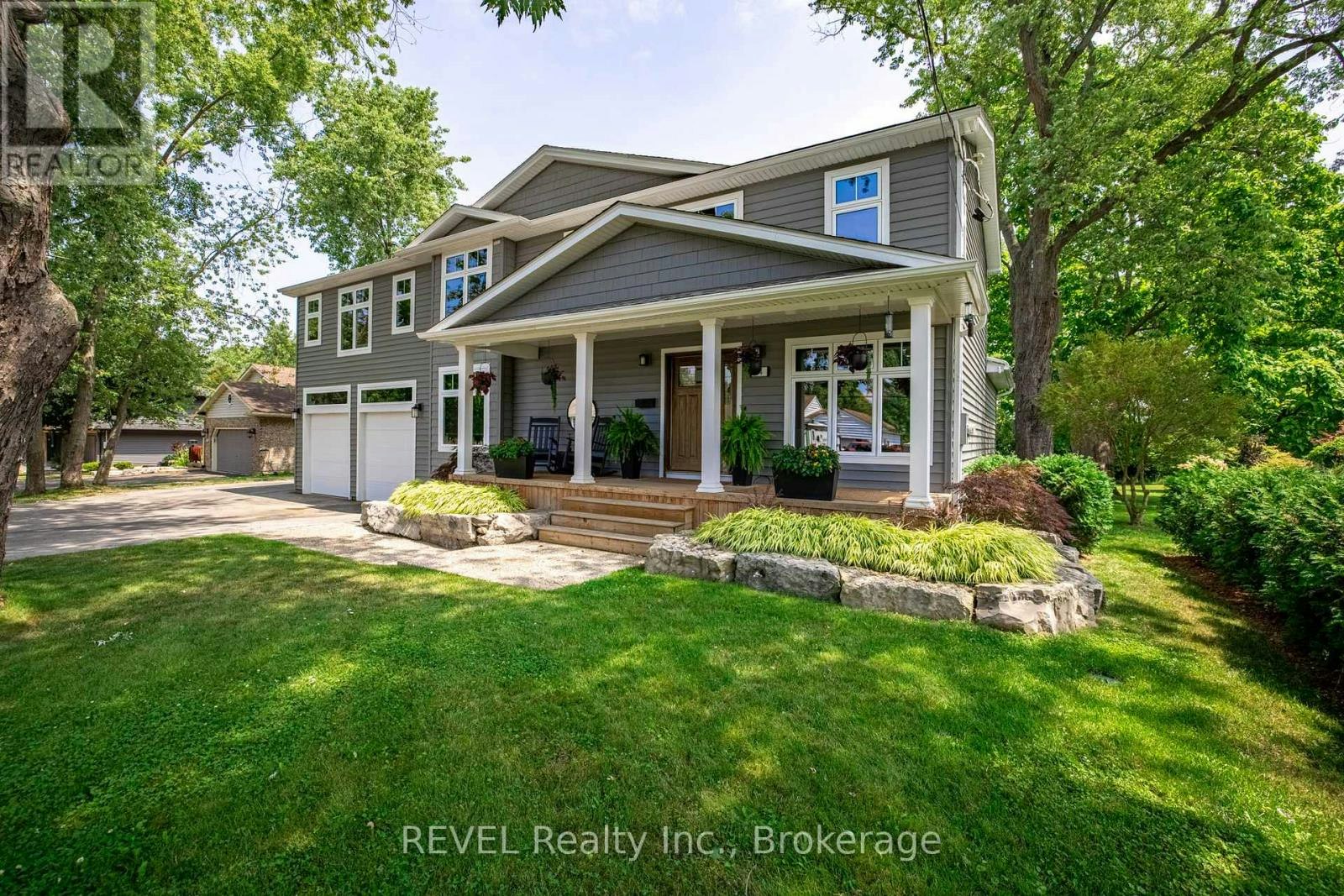 74 Montgomery Road, Welland, ON, L3C 2Y3