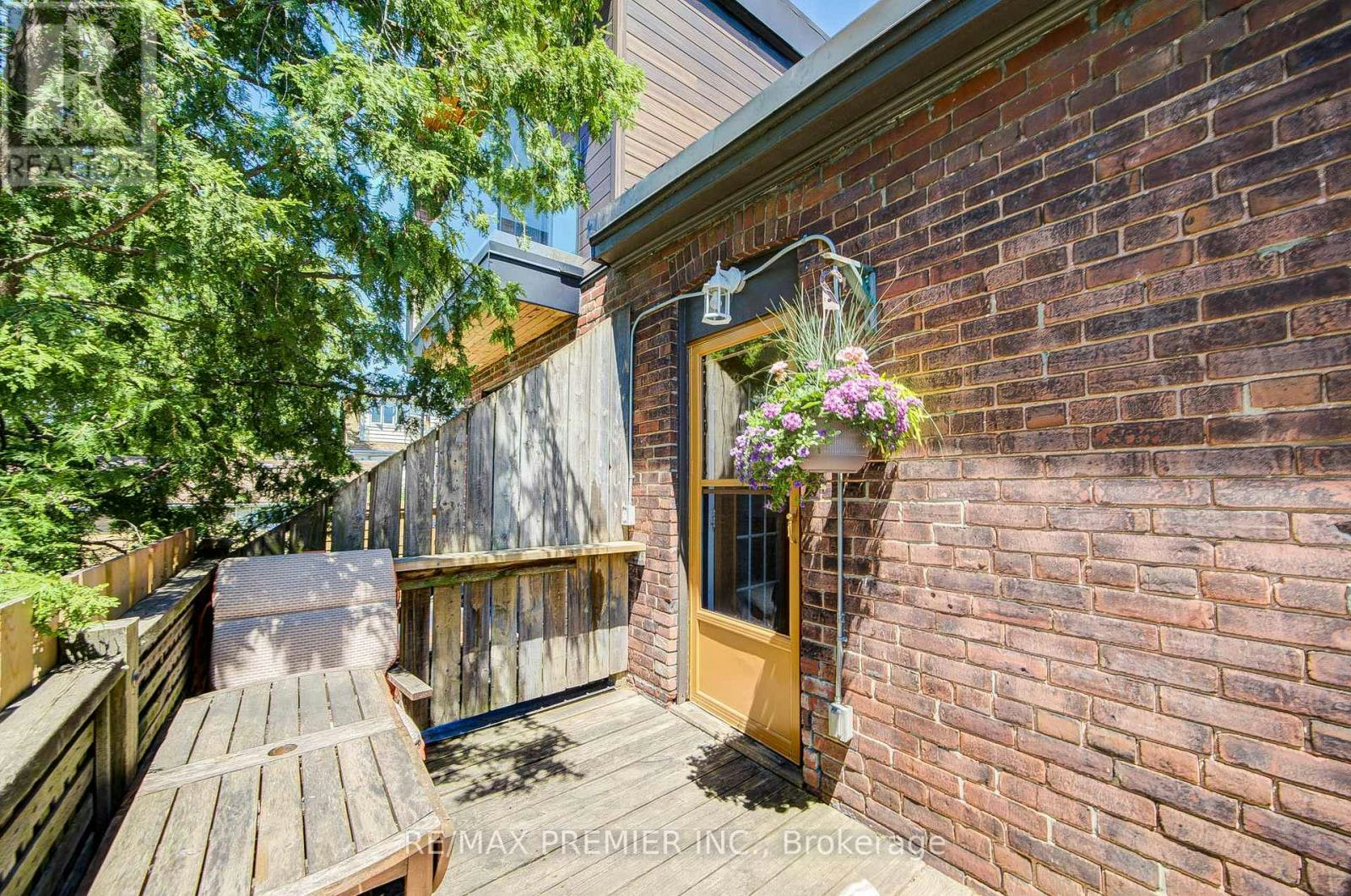 3-224 Lippincott Street, Toronto, ON, M5S 2P5 - 16