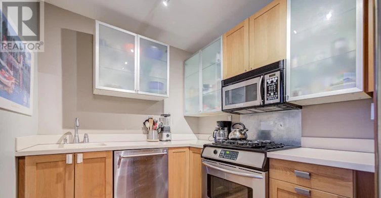 3-224 Lippincott Street, Toronto, ON, M5S 2P5 - 3