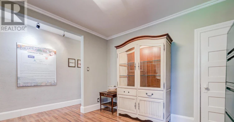 3-224 Lippincott Street, Toronto, ON, M5S 2P5 - 7