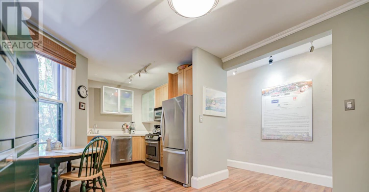 3-224 Lippincott Street, Toronto, ON, M5S 2P5 - 5