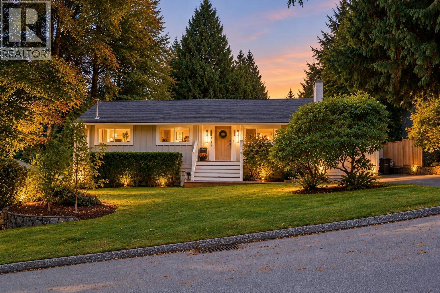 1361 E 15th Street, North Vancouver, BC, V7J 1K9