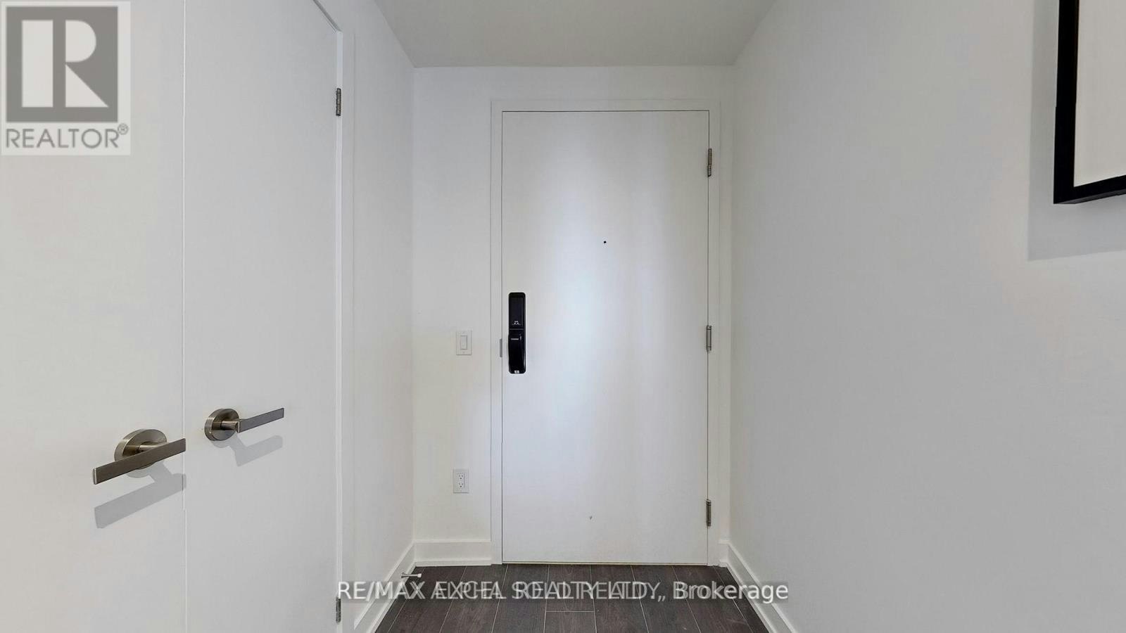 716-28 Ann Street, Mississauga, ON, L5G 0E1 - 10