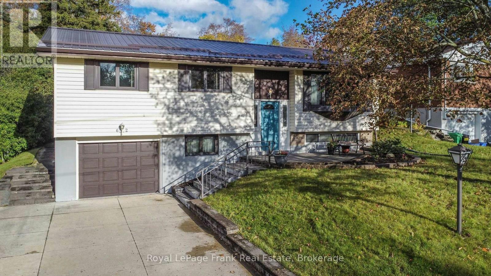 62 Springbrook Drive, Peterborough, ON, K9J 1L1