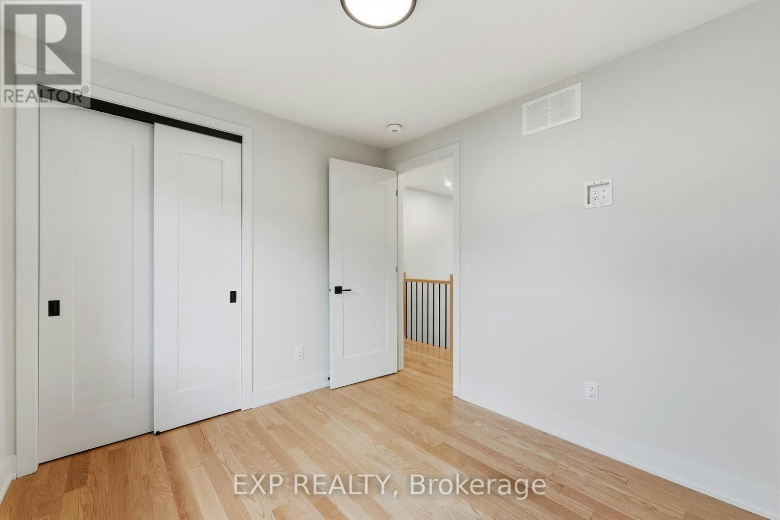 A-512 Roosevelt Avenue, Ottawa, ON, K2A 1Z8 - 25