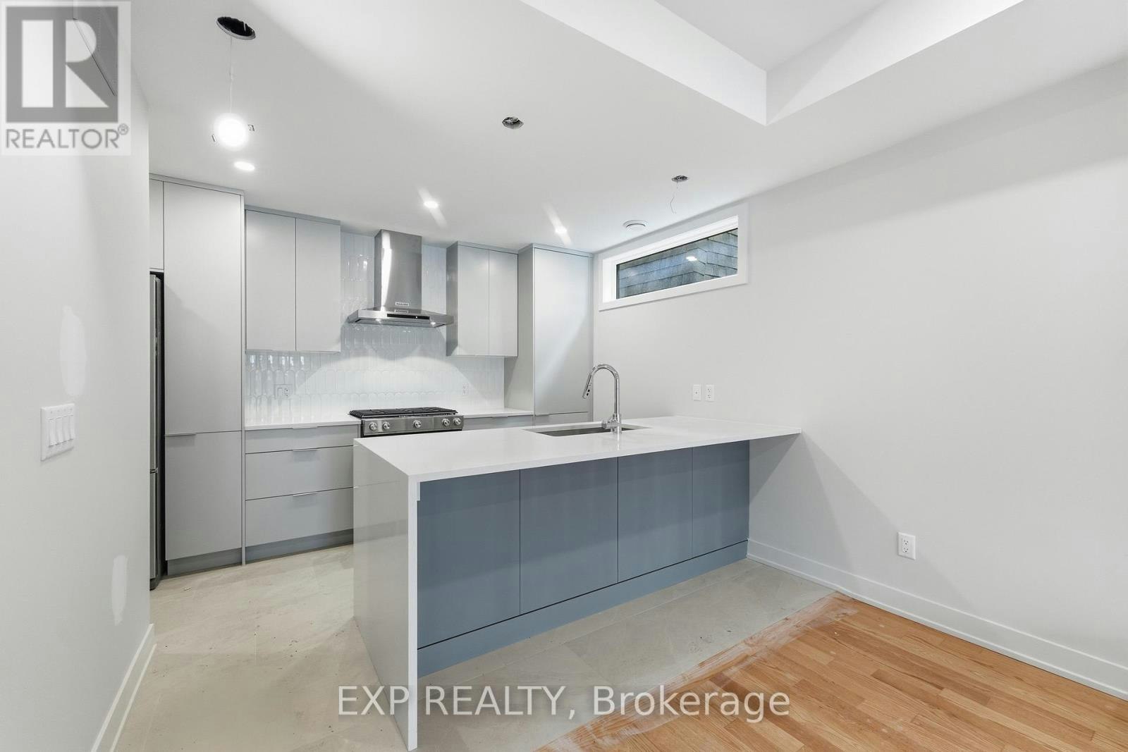 A-512 Roosevelt Avenue, Ottawa, ON, K2A 1Z8 - 5