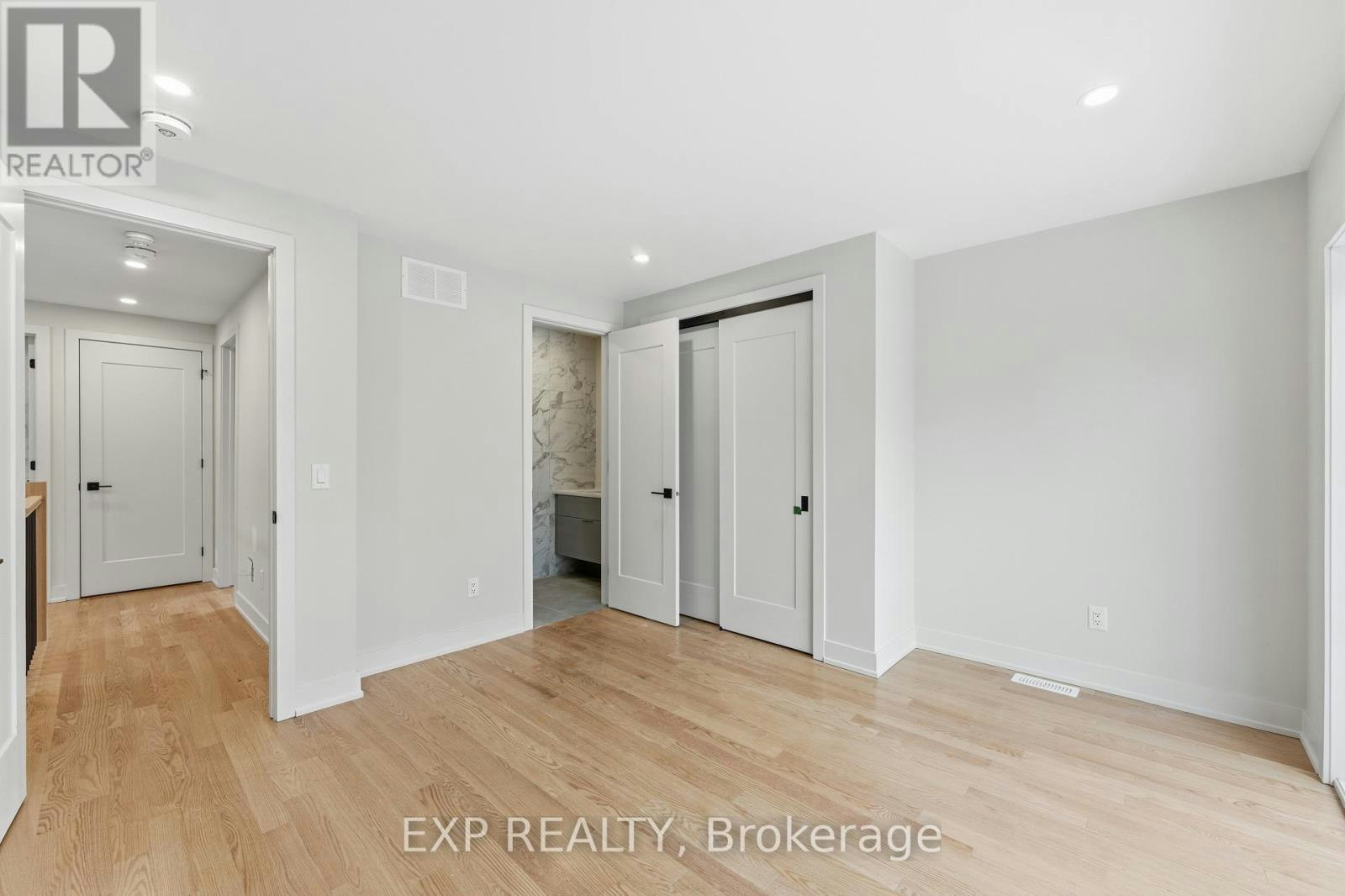 A-512 Roosevelt Avenue, Ottawa, ON, K2A 1Z8 - 18