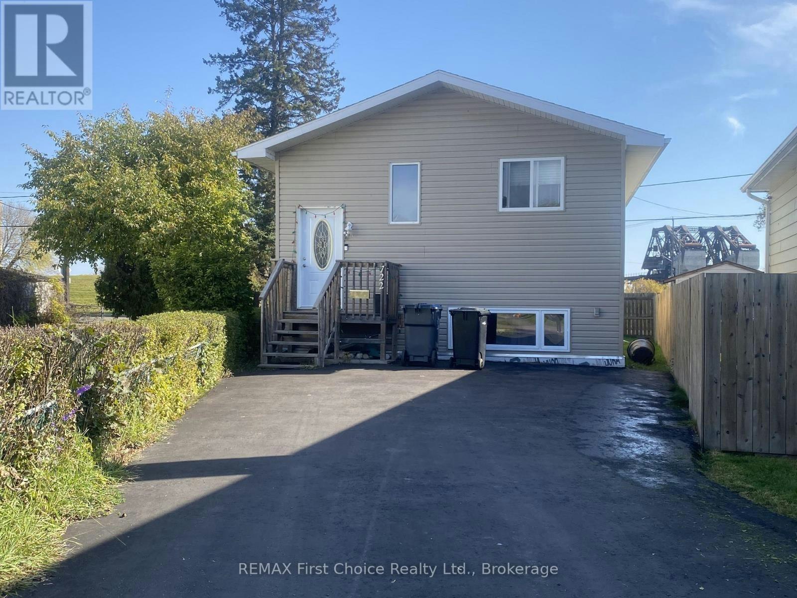 722 Catherine Street, Thunder Bay, ON, P7E 1L5