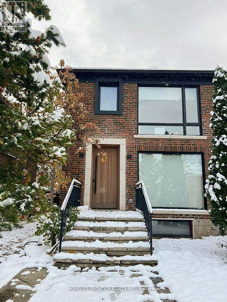 127 Glenvale Boulevard, Toronto, ON, M4G 2W1