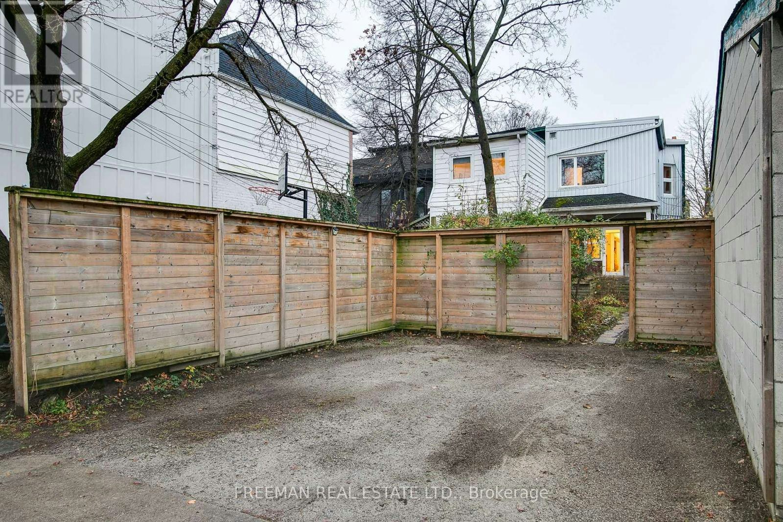 597 Palmerston Avenue, Toronto, ON, M6G 2P8 - 32