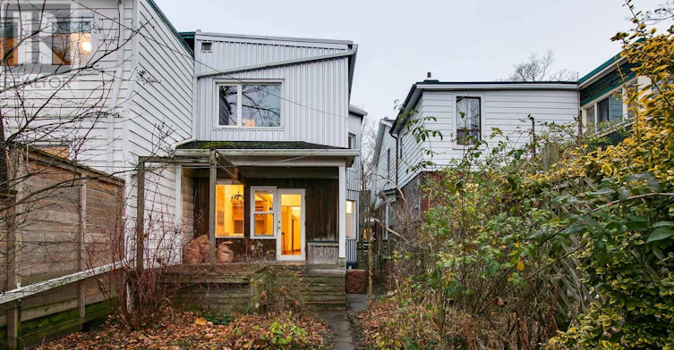 597 Palmerston Avenue, Toronto, ON, M6G 2P8 - 31