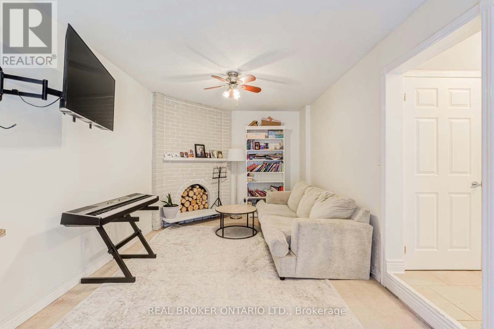 96 Rutledge Avenue, Newmarket, ON, L3Y 5T4 - 25