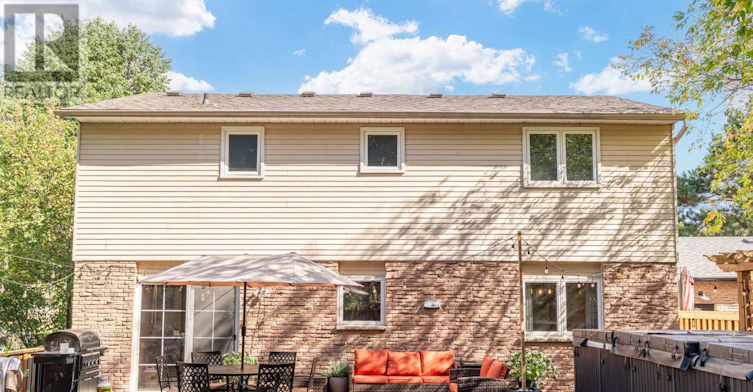 96 Rutledge Avenue, Newmarket, ON, L3Y 5T4 - 40