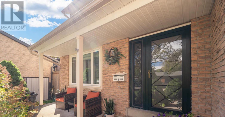 96 Rutledge Avenue, Newmarket, ON, L3Y 5T4 - 8