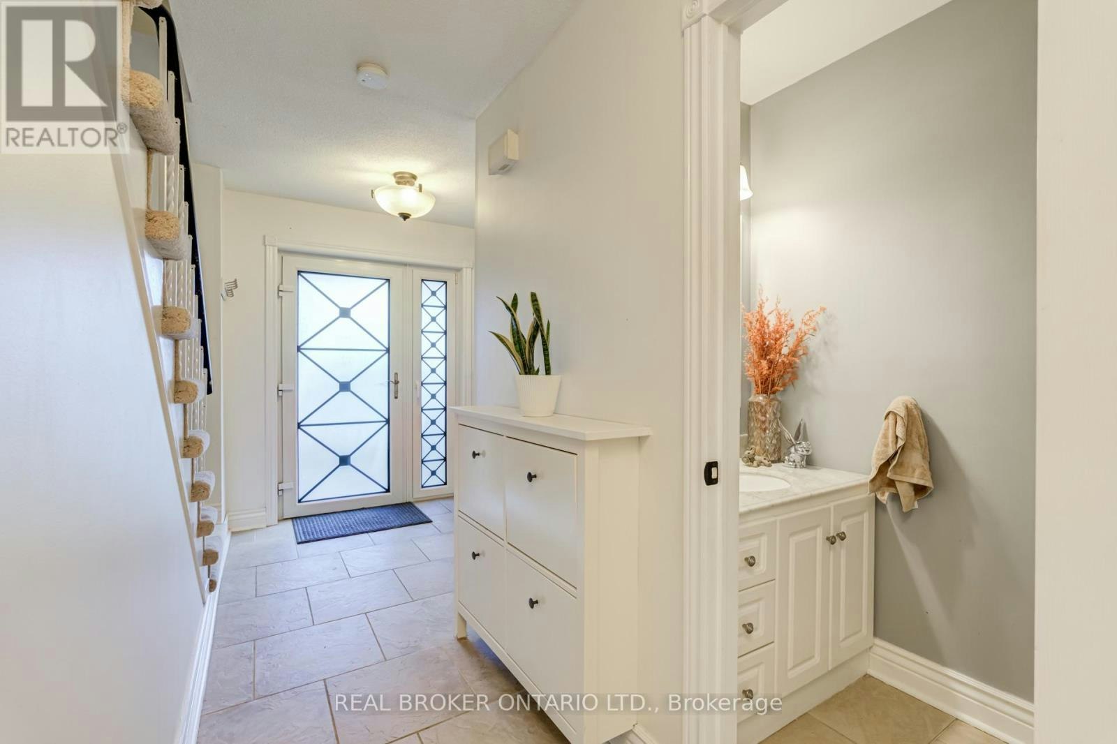 96 Rutledge Avenue, Newmarket, ON, L3Y 5T4 - 29