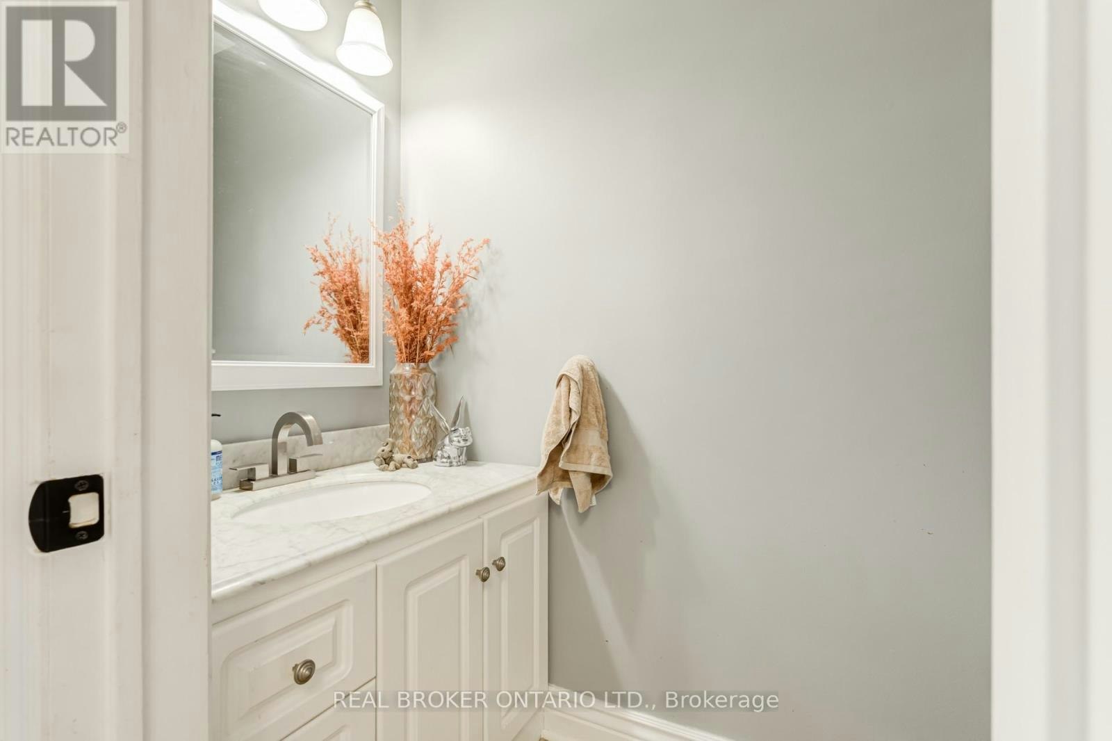 96 Rutledge Avenue, Newmarket, ON, L3Y 5T4 - 30