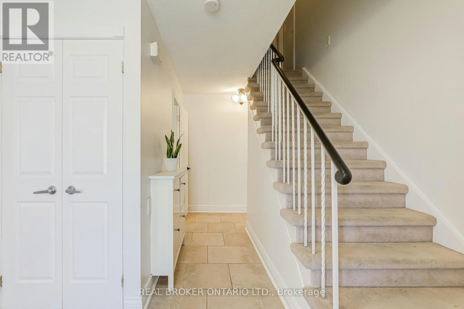 96 Rutledge Avenue, Newmarket, ON, L3Y 5T4 - 11
