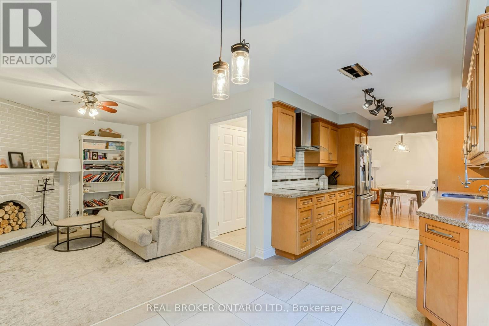 96 Rutledge Avenue, Newmarket, ON, L3Y 5T4 - 26