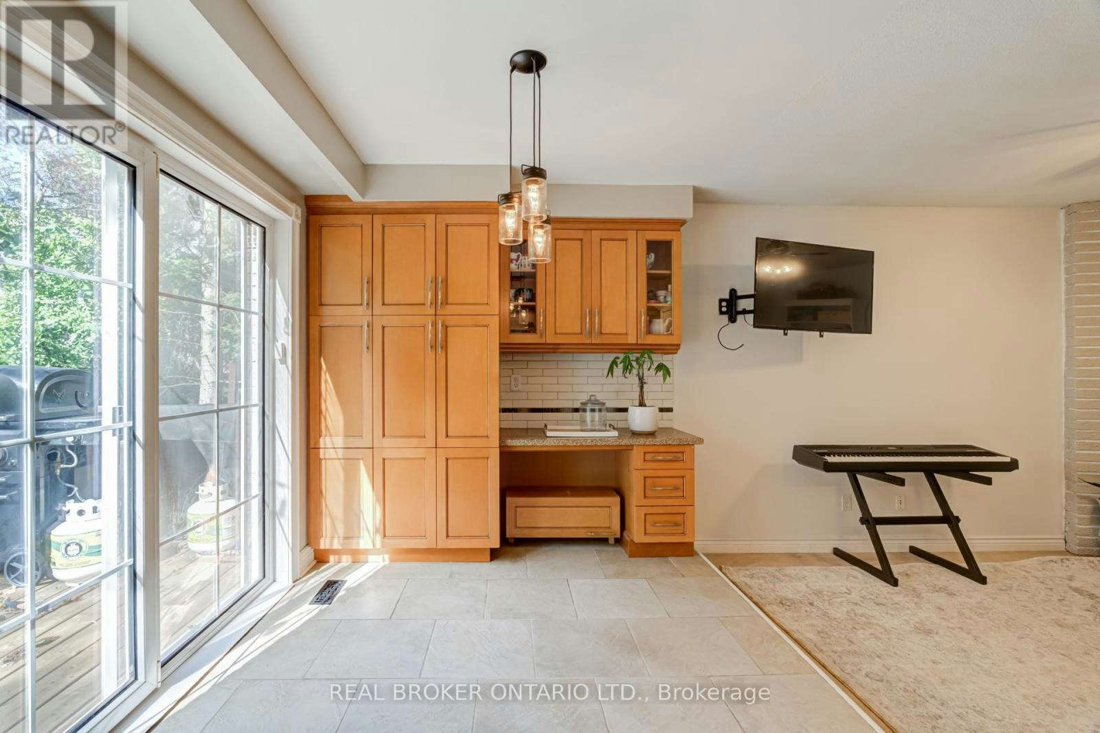 96 Rutledge Avenue, Newmarket, ON, L3Y 5T4 - 22