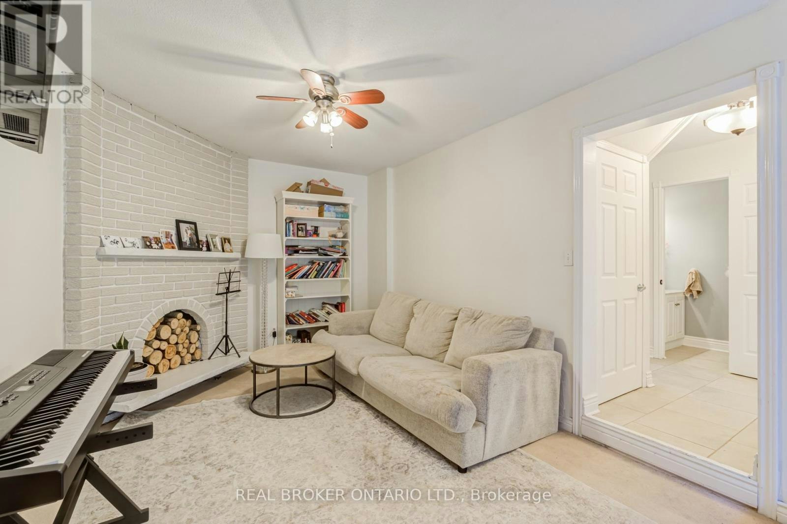 96 Rutledge Avenue, Newmarket, ON, L3Y 5T4 - 27