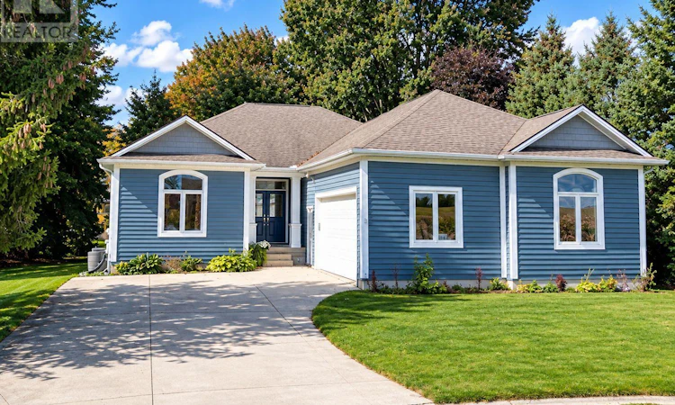 54 Lorne Avenue