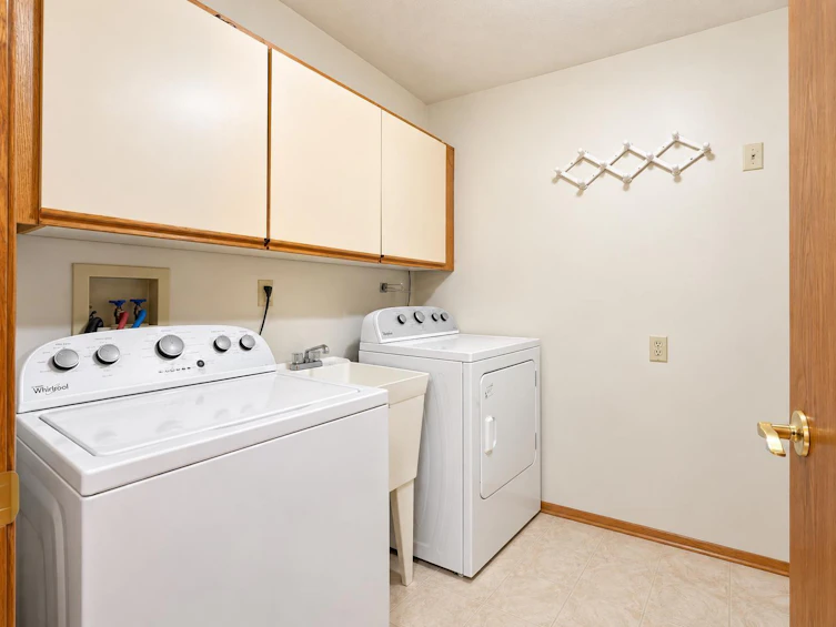 204-7156 121 Street, Surrey, BC, V3W 0J6 - 24