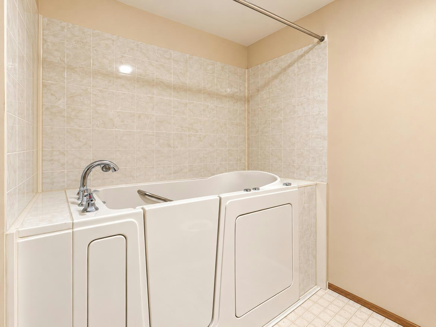 204-7156 121 Street, Surrey, BC, V3W 0J6 - 5