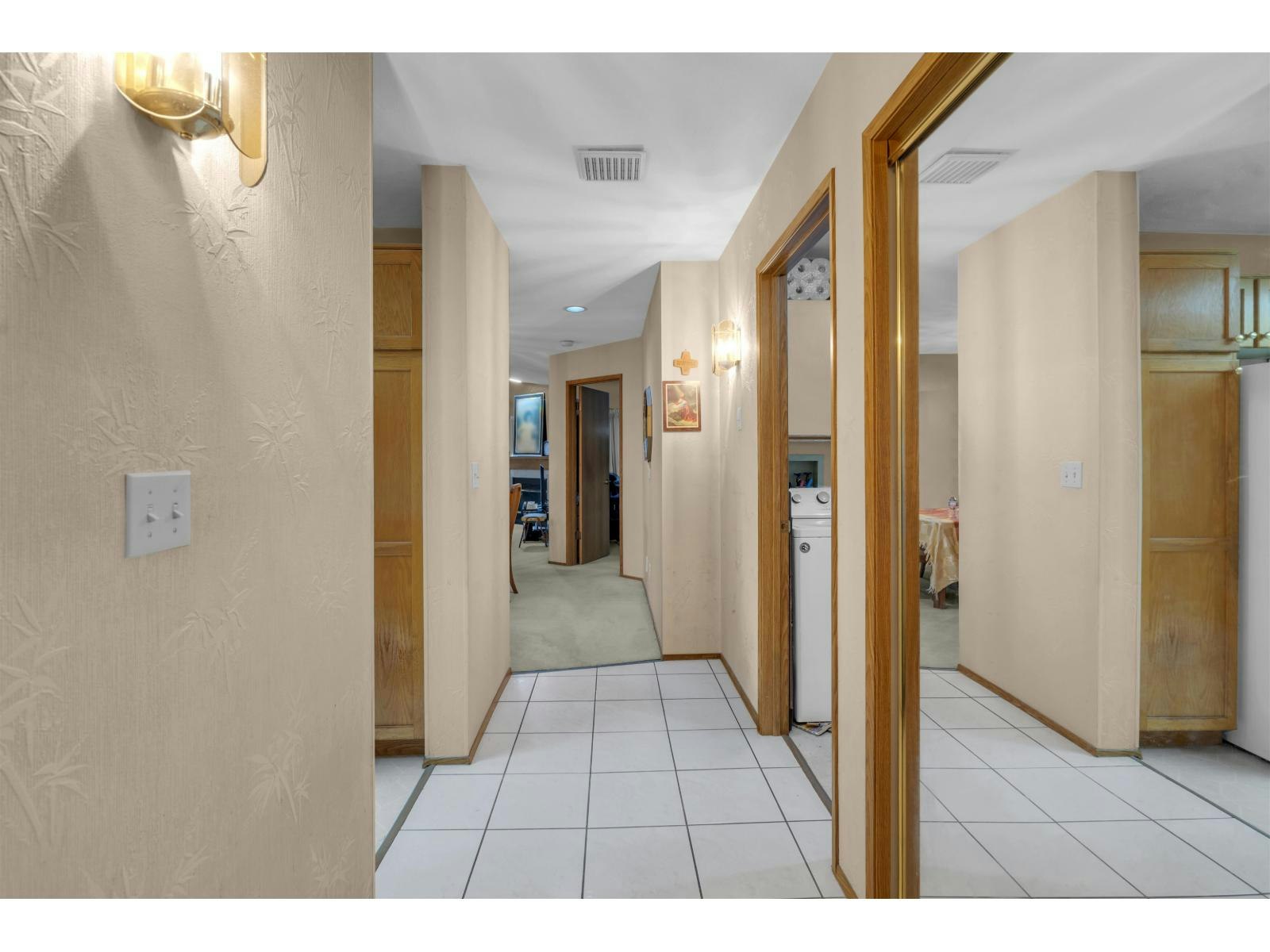 204-7156 121 Street, Surrey, BC, V3W 0J6 - 25