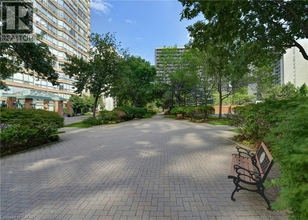 2009-1270 Maple Crossing Boulevard, Burlington, ON, L7S 2J3 - 18