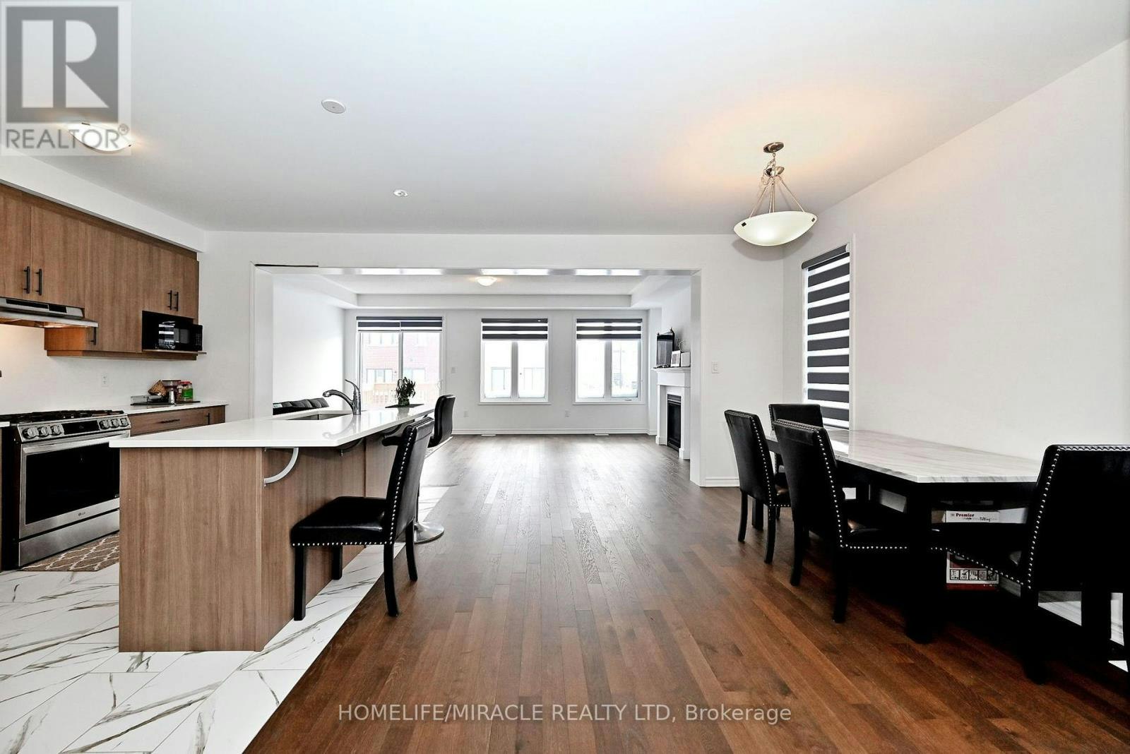 689 Mike Street, Innisfil, ON, L9S 0R7 - 5