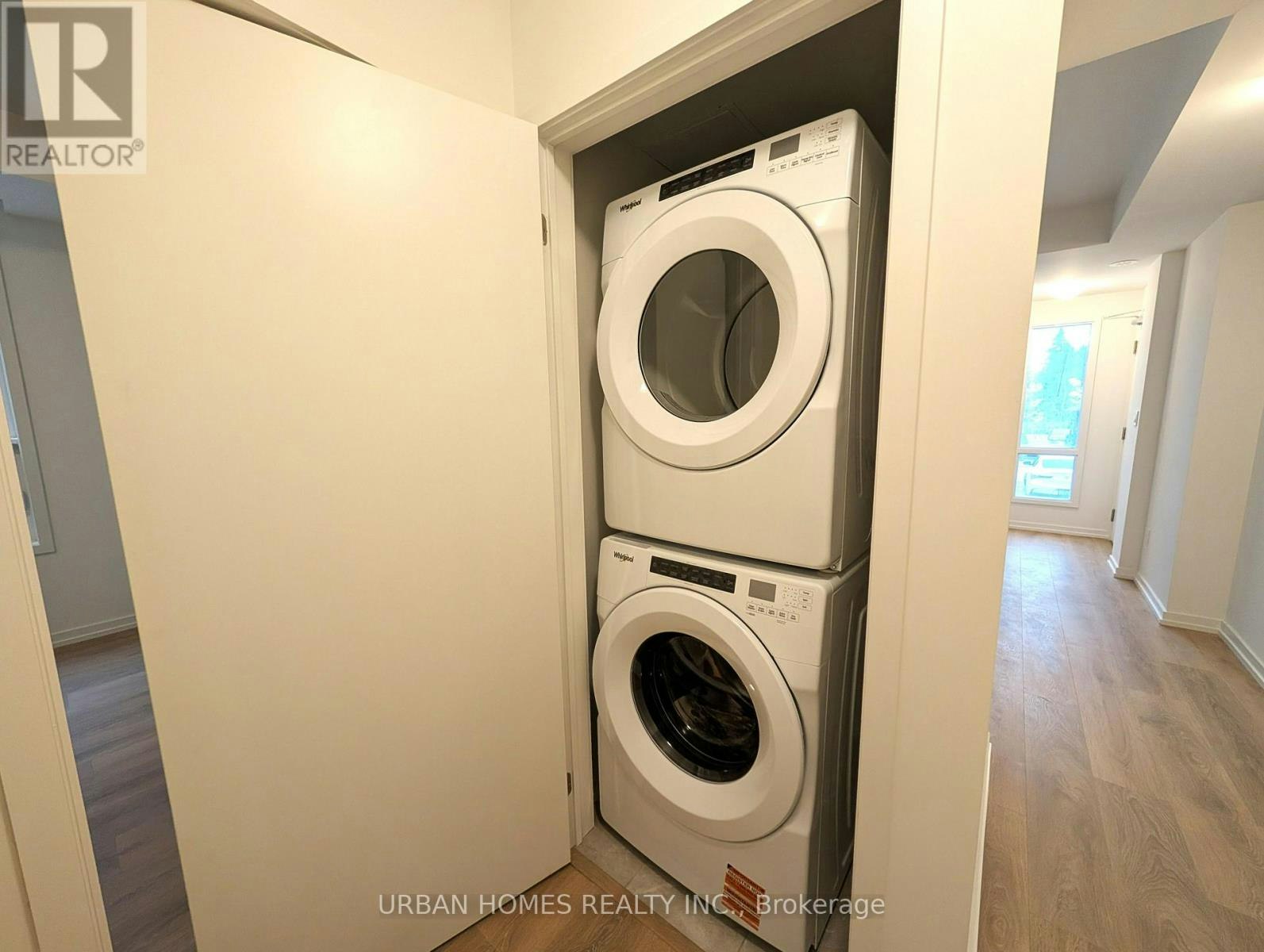16-14 Lytham Green Circle, Newmarket, ON, L3Y 0C7 - 12