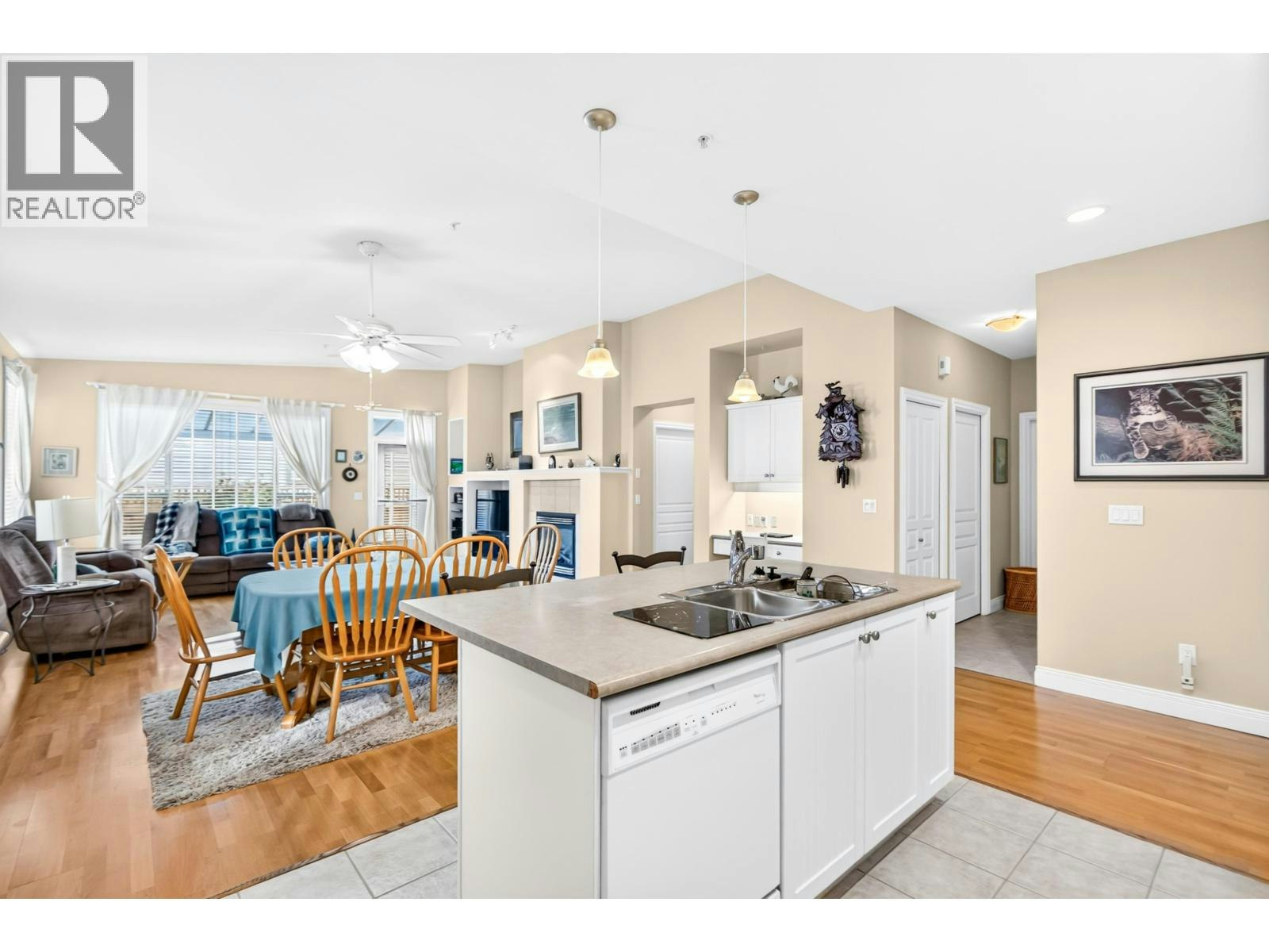 162-19639 Meadow Gardens Way, Pitt Meadows, BC, V3Y 2T5 - 12