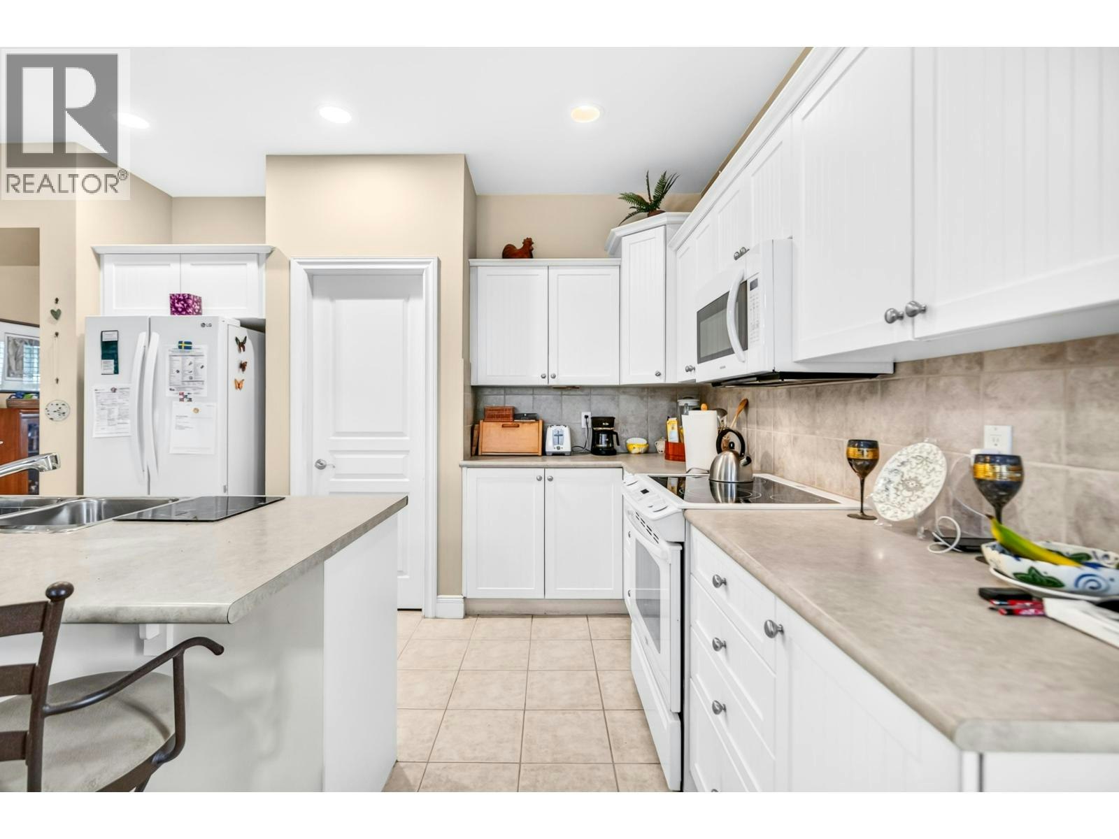 162-19639 Meadow Gardens Way, Pitt Meadows, BC, V3Y 2T5 - 11