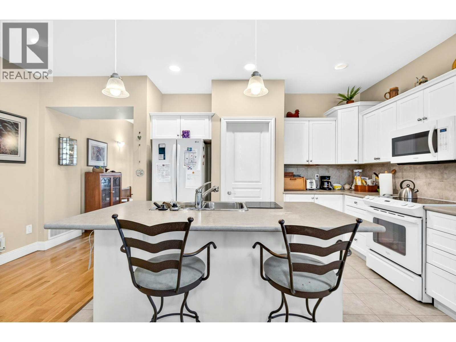 162-19639 Meadow Gardens Way, Pitt Meadows, BC, V3Y 2T5 - 9