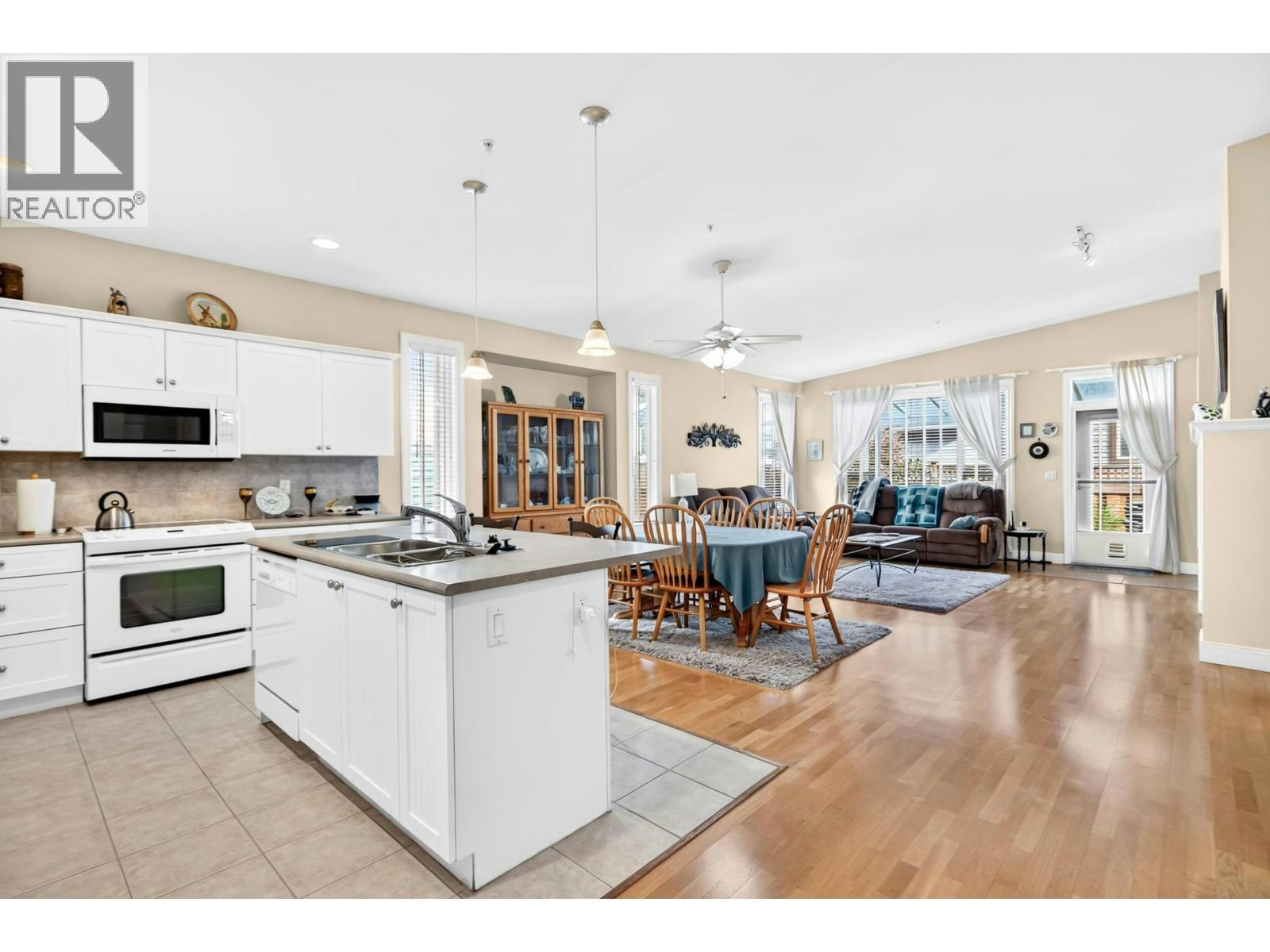 162-19639 Meadow Gardens Way, Pitt Meadows, BC, V3Y 2T5 - 7