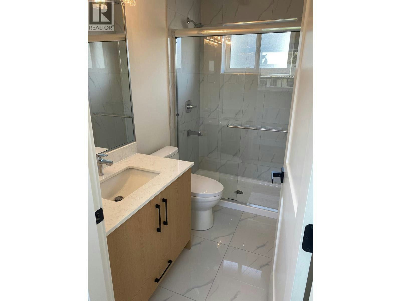 10408 B Dennis Crescent, Richmond, BC, V7A 3R5 - 5