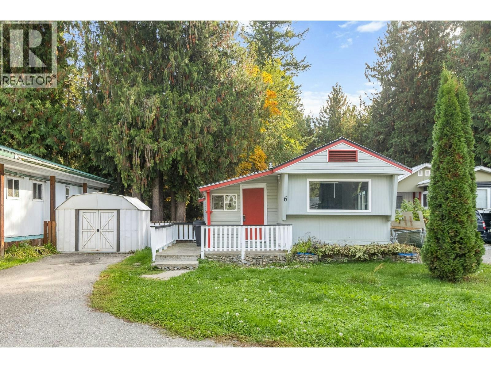 6-6670 NE Trans Canada Highway Highway, Tappen, BC, V0E 1K0