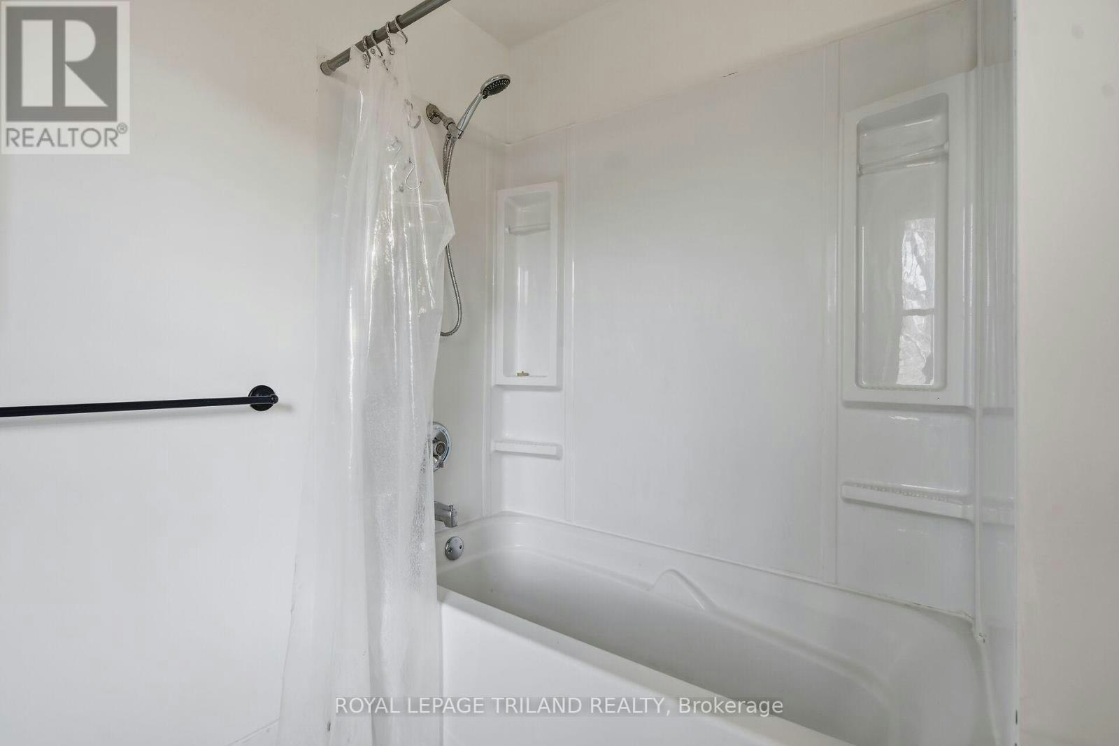 1-22 Mitchell Street, St. Thomas, ON, N5R 2T7 - 18