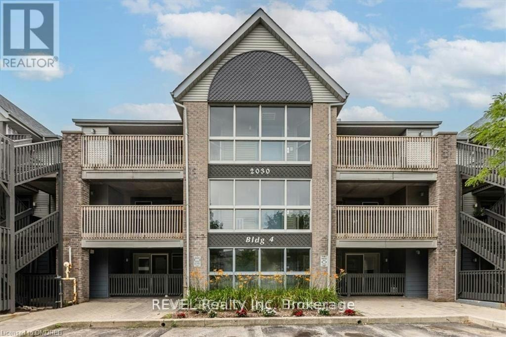 317-2030 Cleaver Avenue, Burlington, ON, L7M 4C3