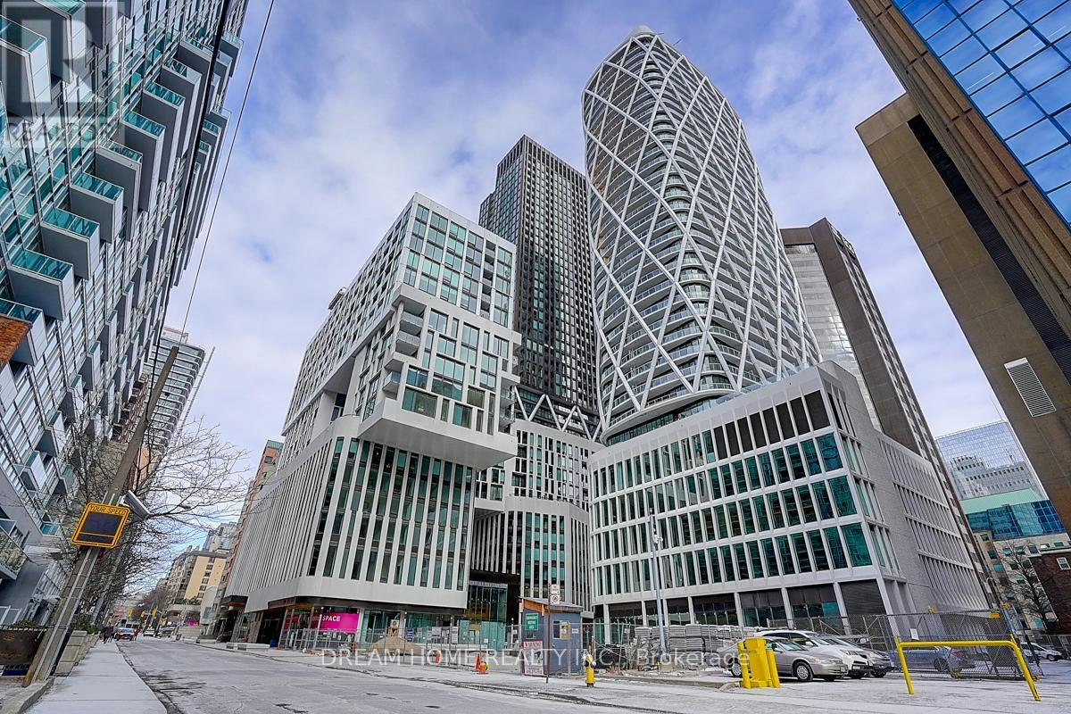 3901-238 Simcoe Street, Toronto, ON, M5T 0E2 - 3