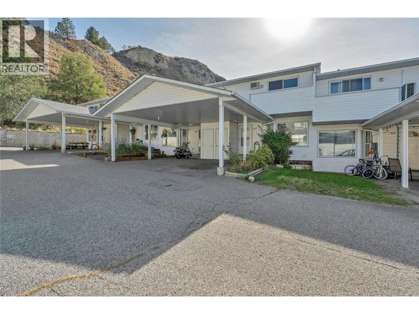 107-3412 South Main Street, Penticton, BC, V2A 5J6