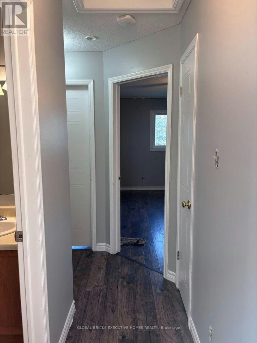 173 Martinet Avenue, London, ON, N5V 4K2 - 6