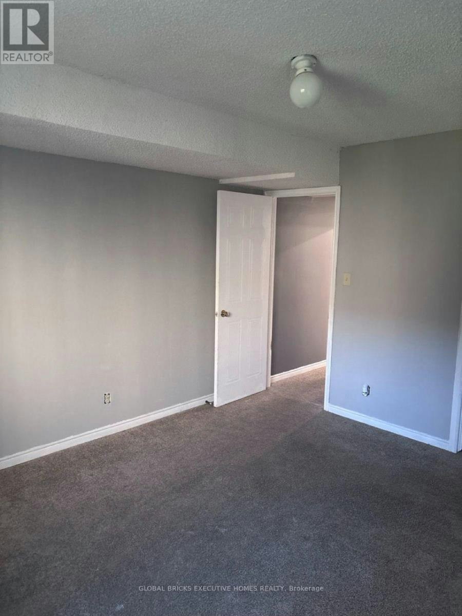 173 Martinet Avenue, London, ON, N5V 4K2 - 16