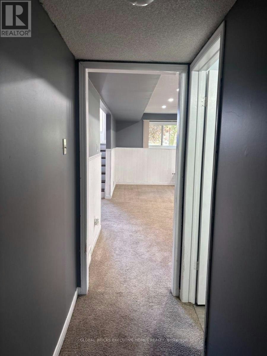 173 Martinet Avenue, London, ON, N5V 4K2 - 17