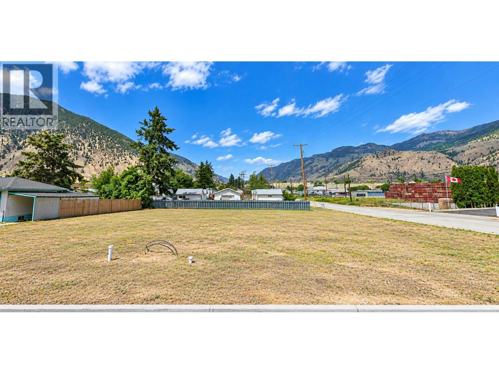 424 10th Avenue, Keremeos, BC, V0X 1N3